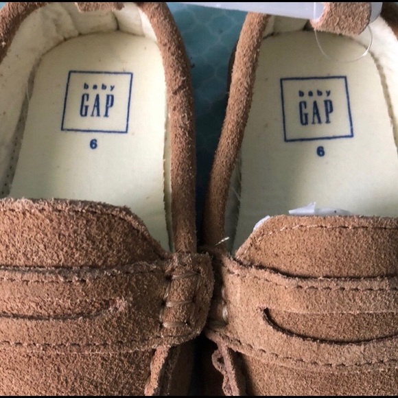Gap Suede Loafers - Picture 2 of 5